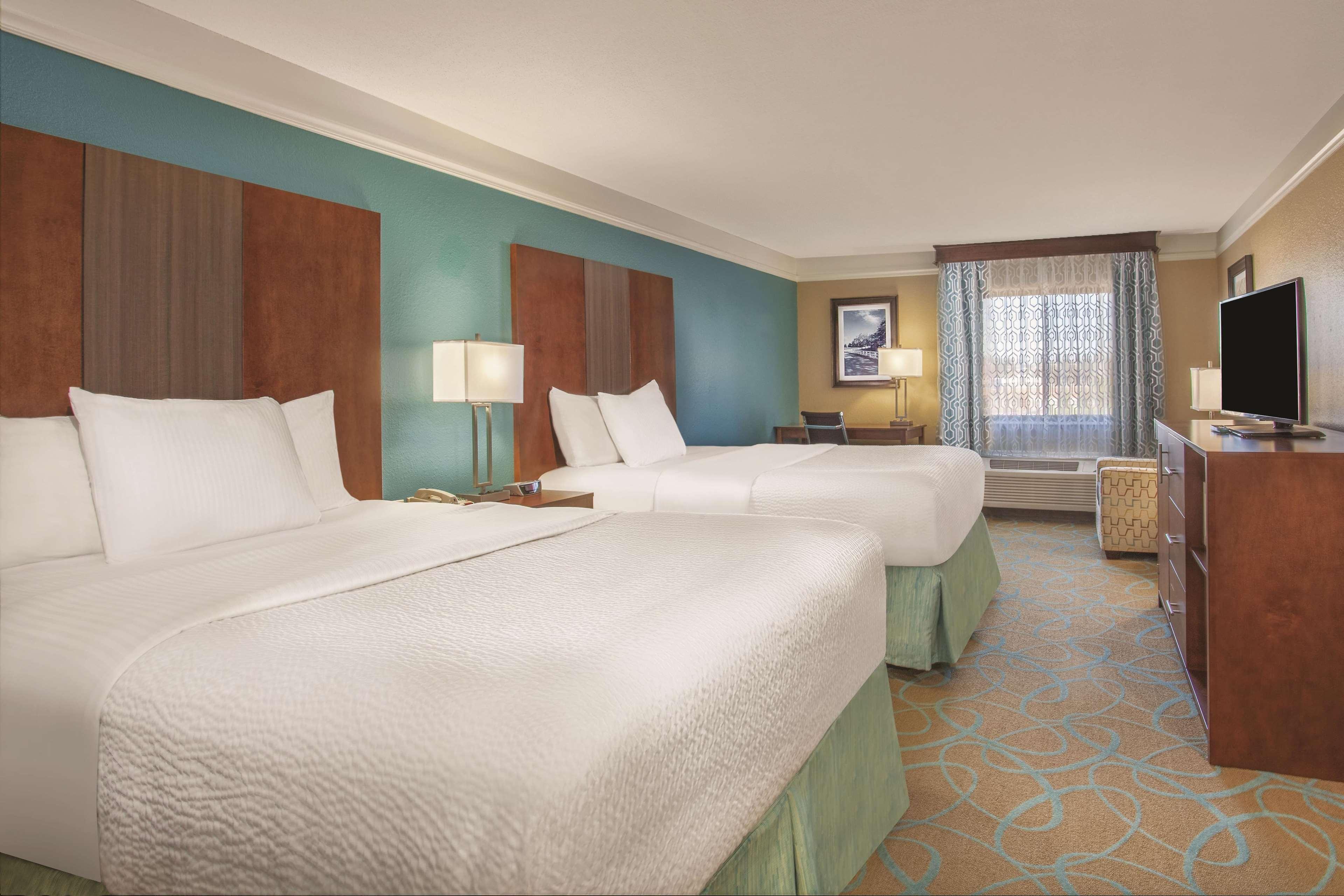 Hotel La Quinta By Wyndham Elizabethtown Exterior foto