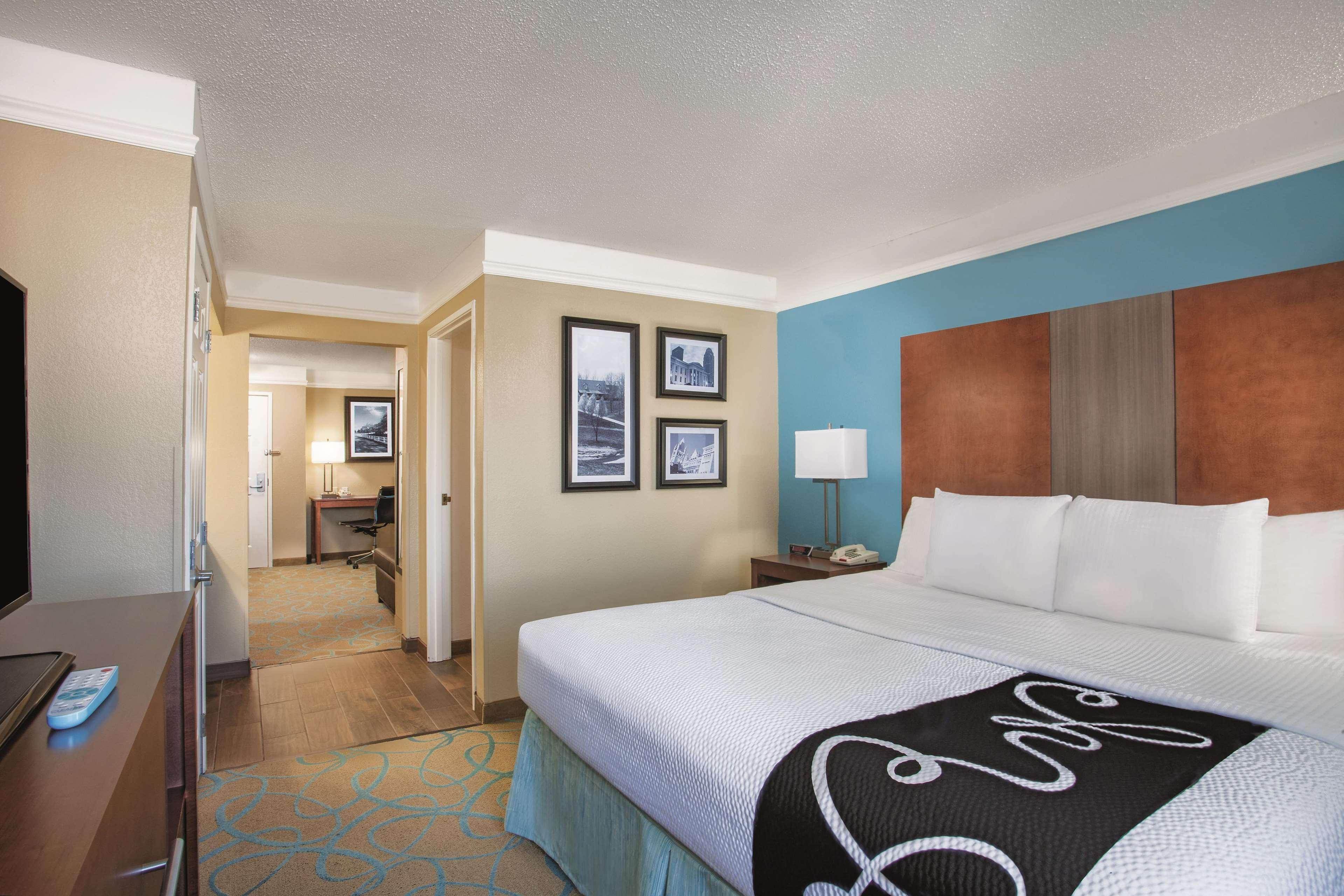 Hotel La Quinta By Wyndham Elizabethtown Exterior foto
